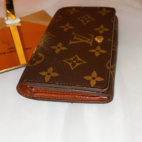 💥SOLD💥Louis Vuitton wallet - Picture 15 of 16
